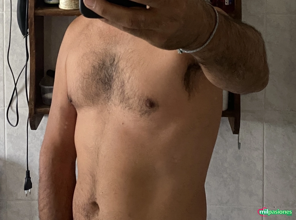 Busco hetero que no le importe usar a gay para descargar, Aspe
