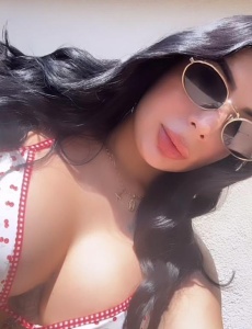 Juliana chica vip muy guapa